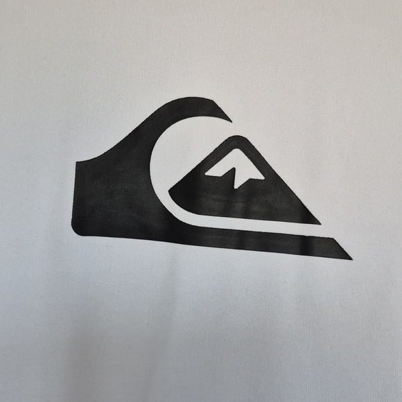 Quiksilver Rash Guard - Picture 2 of 6